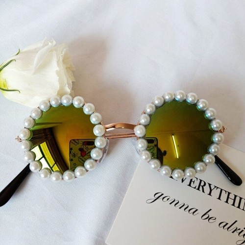 Sunglass 180
