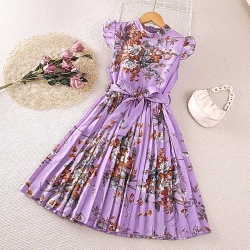 Floral plate purple